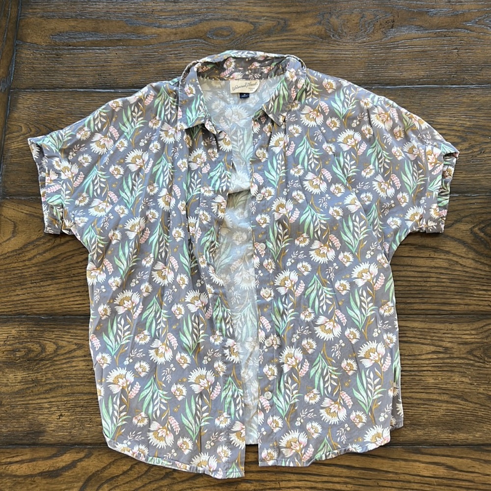 Women’s Hawaiian T-Shirt